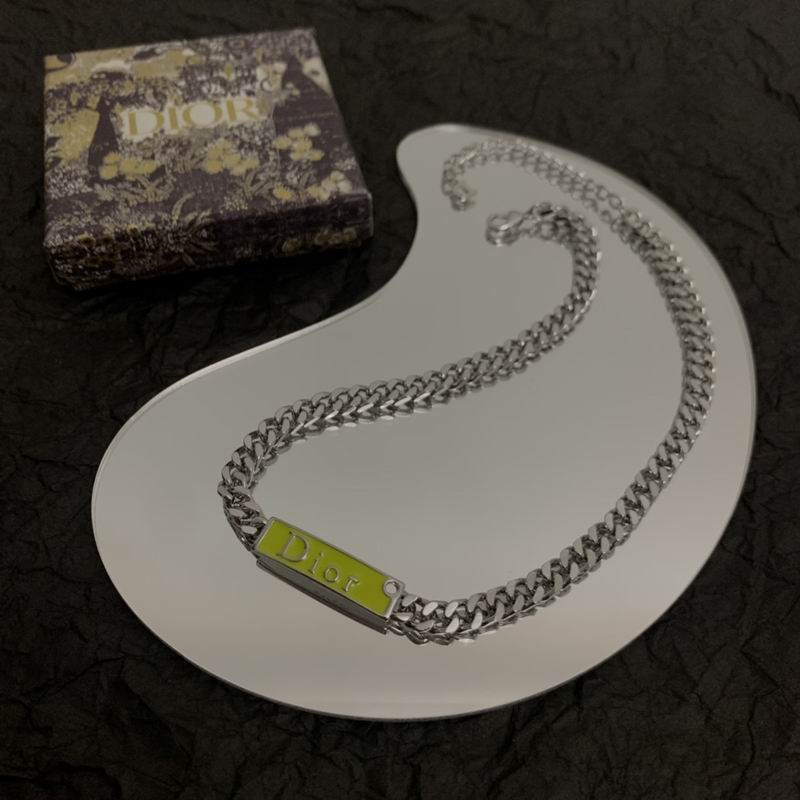 Dior Necklace 05lyr554